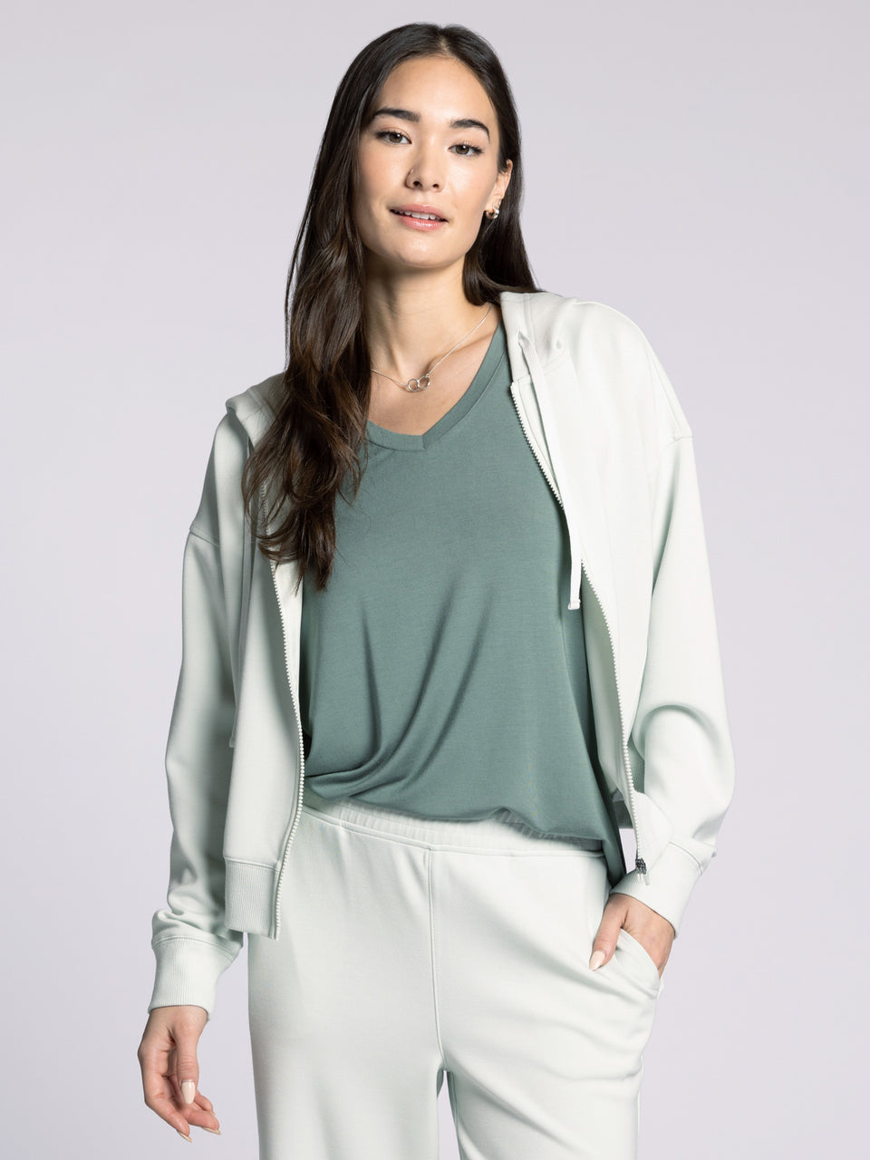 Briella Lightweight Pullover